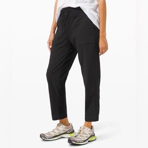 Lululemon Black Beyond the Studio Crop in 0